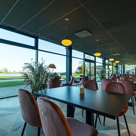 Oe Seaside Suites & Spa Kuressaare Kültér fotó
